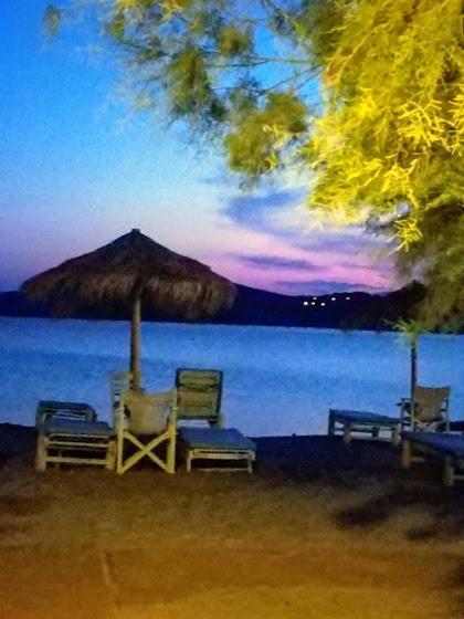Yacht Front Apartment - Νο 2 イオス島 チョーラ エクステリア 写真