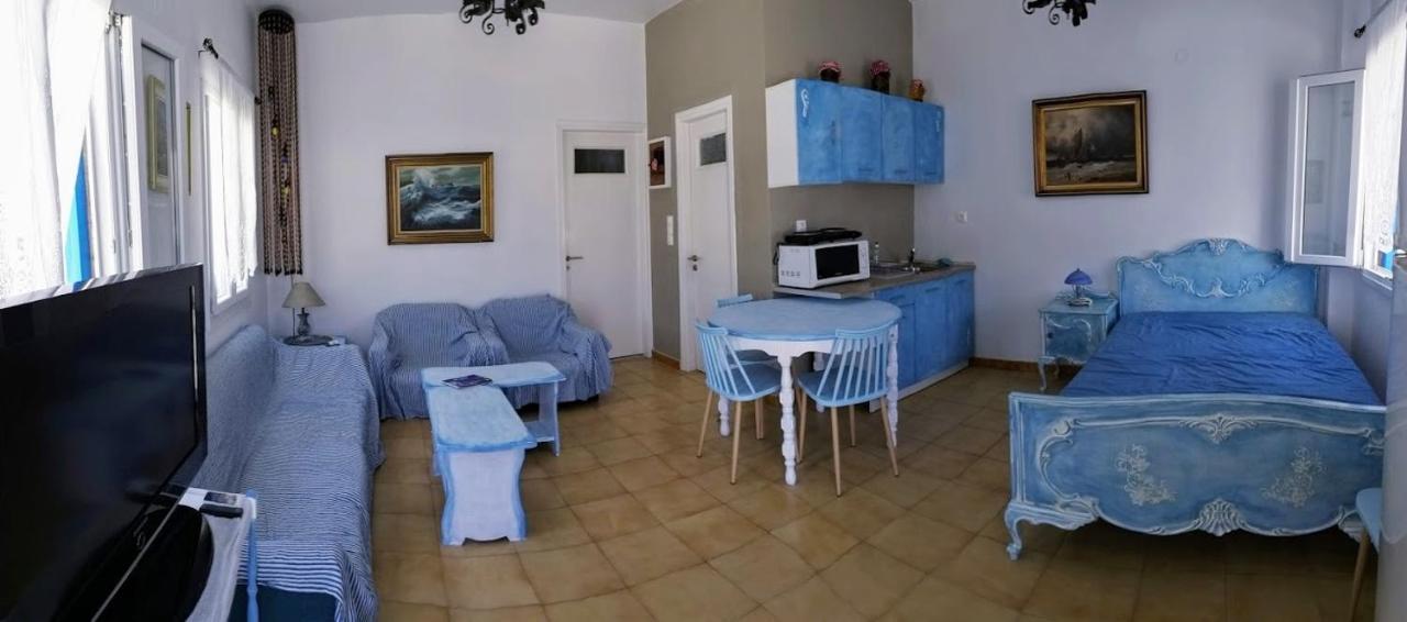 Yacht Front Apartment - Νο 2 イオス島 チョーラ エクステリア 写真