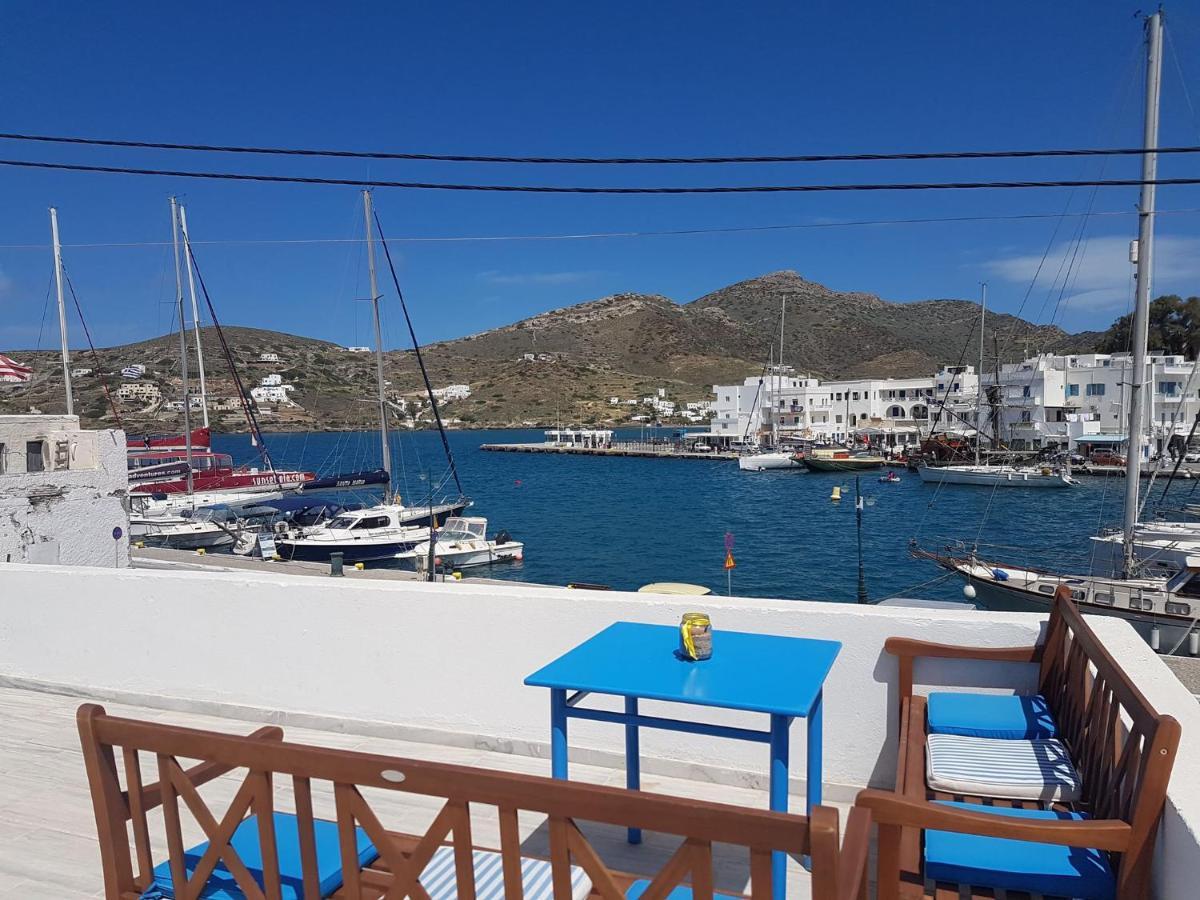 Yacht Front Apartment - Νο 2 イオス島 チョーラ エクステリア 写真